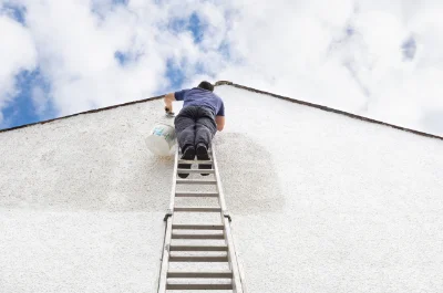 Peinture extérieure à Guimps — façades et ravalement